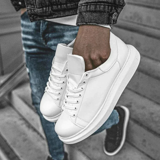 Everyday Sneakers: Your Complete Guide to Styling Men’s Go-To Footwear