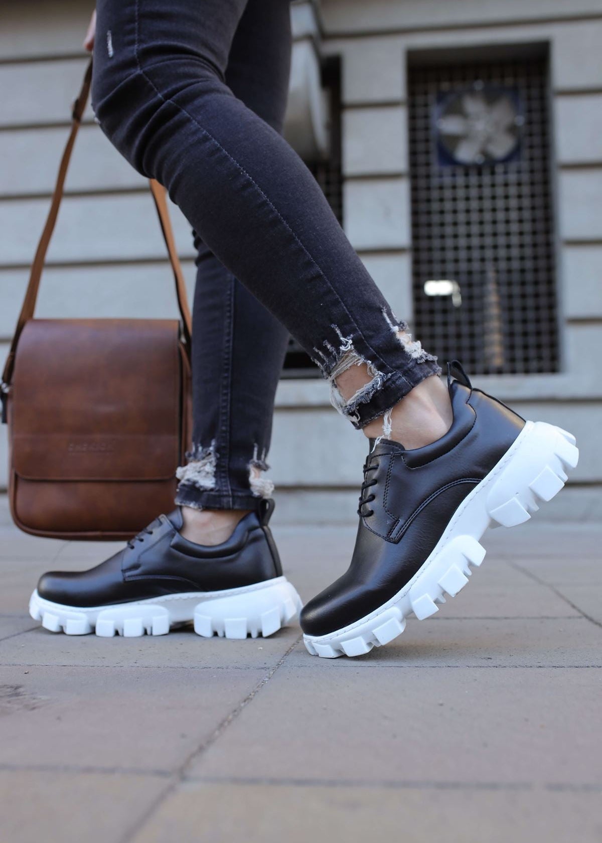 Cancun casual sneaker in black and white by Apollo Moda, view 4