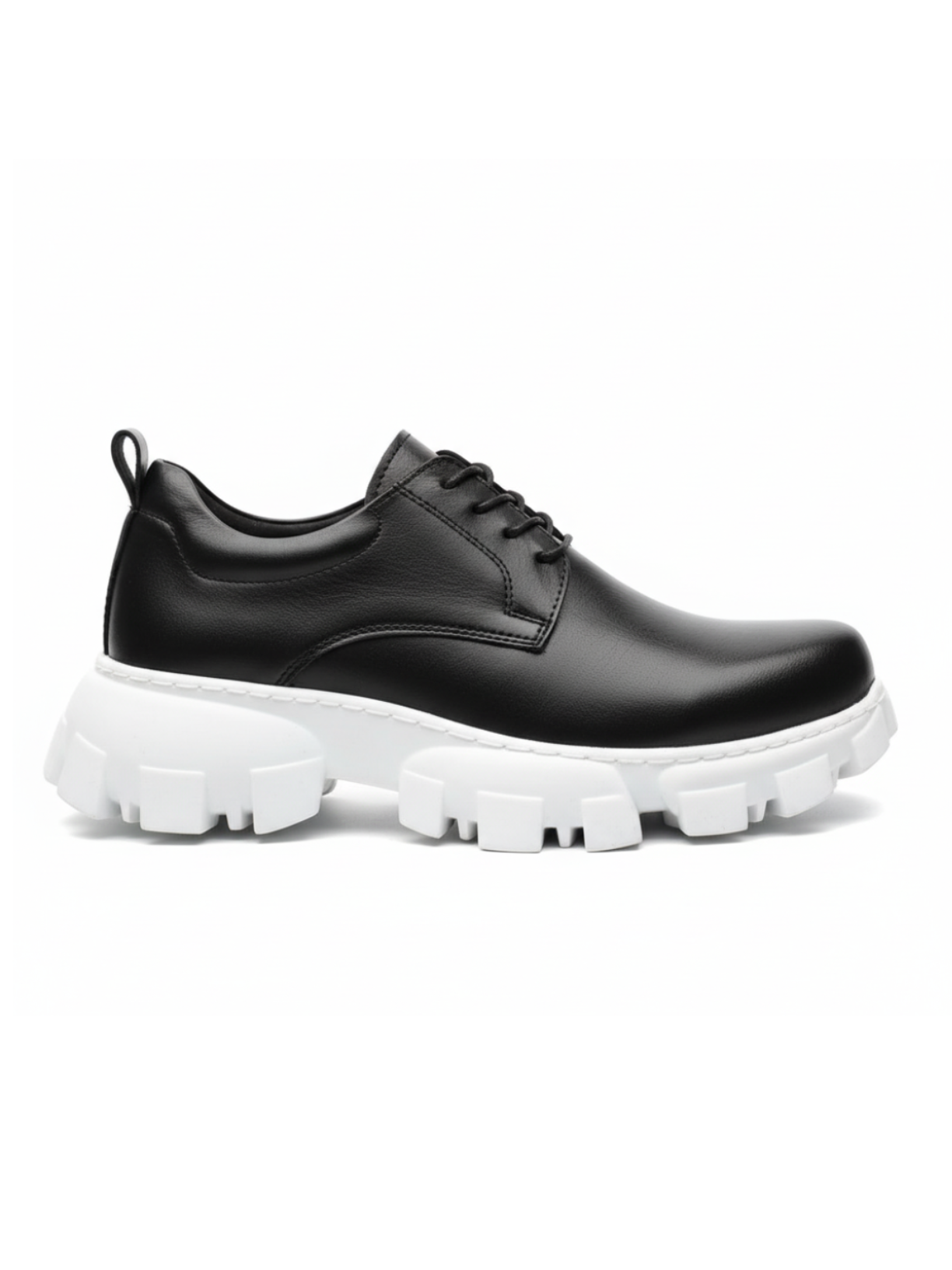 Cancun casual sneaker in black and white by Apollo Moda, view 6