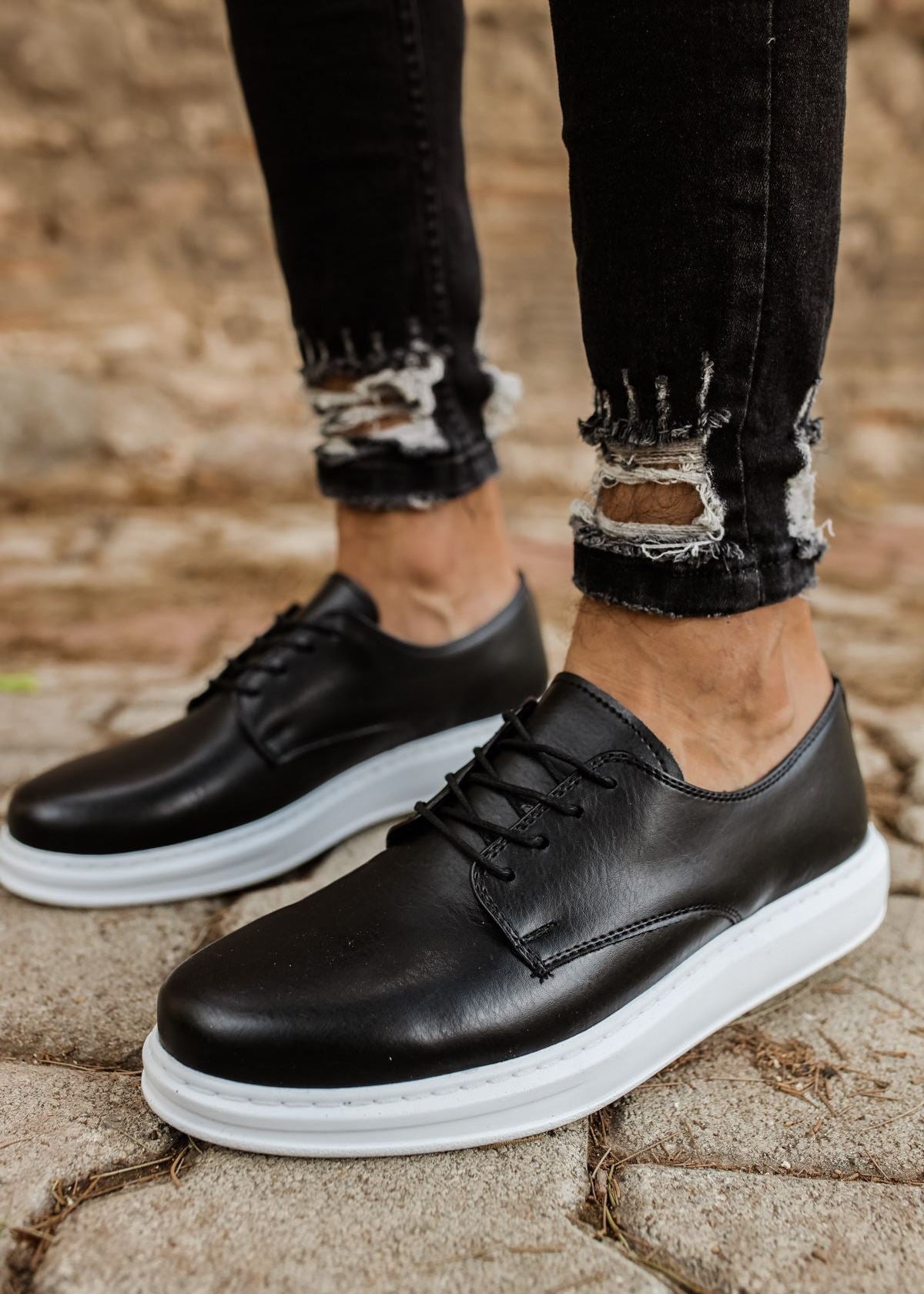 Lazio Monochrome Classic dress shoe in black by Apollo Moda, view 2